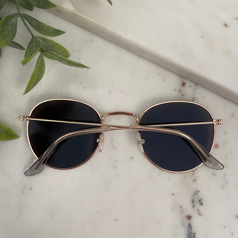 "Brooklyn" Sunglasses || Teal Green Mirror Round - Picture 4 of 10